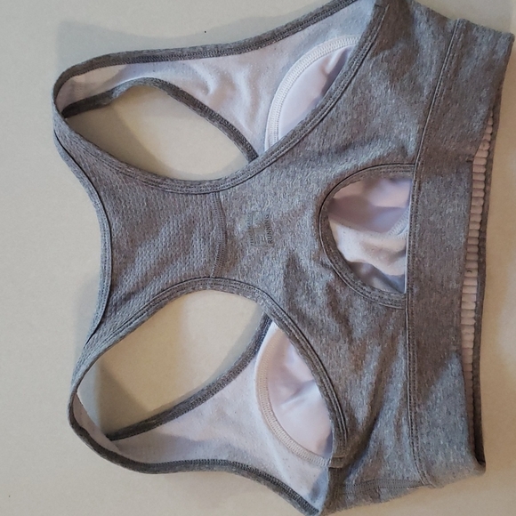 Fila Performance Running Sports Bra size M - Picture 3 of 5